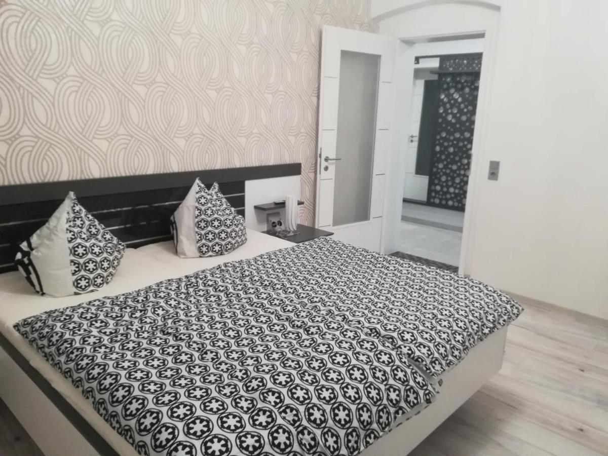 Hochwertige Ferienwohnung/Zentrumsnahe Lage! Reichenbach im Vogtland Luaran gambar